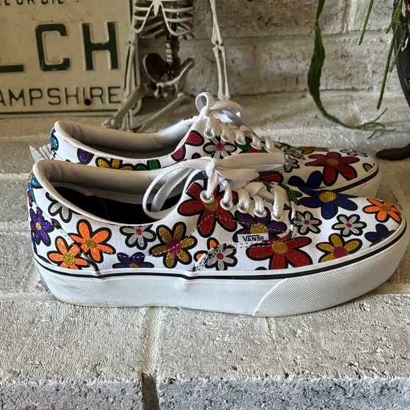 Vans Sneakers with Glittery Floral Design - Picture 2 of 5